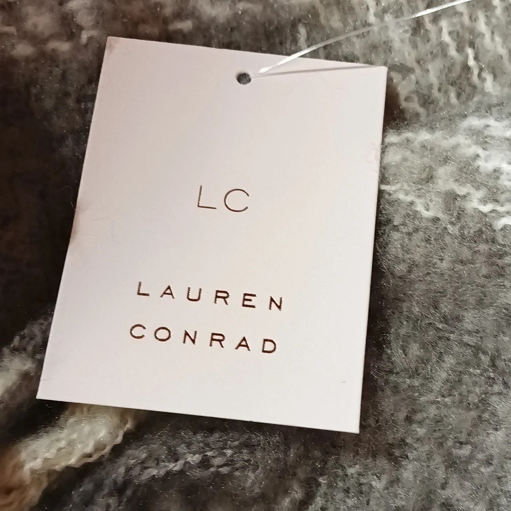 Cozy Lauren Conrad oblong blanket scarf wrap cream gray white fringe - Picture 6 of 8